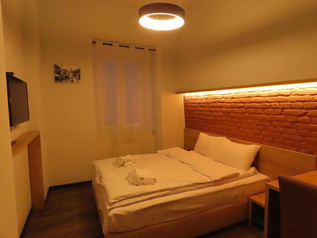 2Br Loft Apartment Near Liberty Square تبليسي المظهر الخارجي الصورة