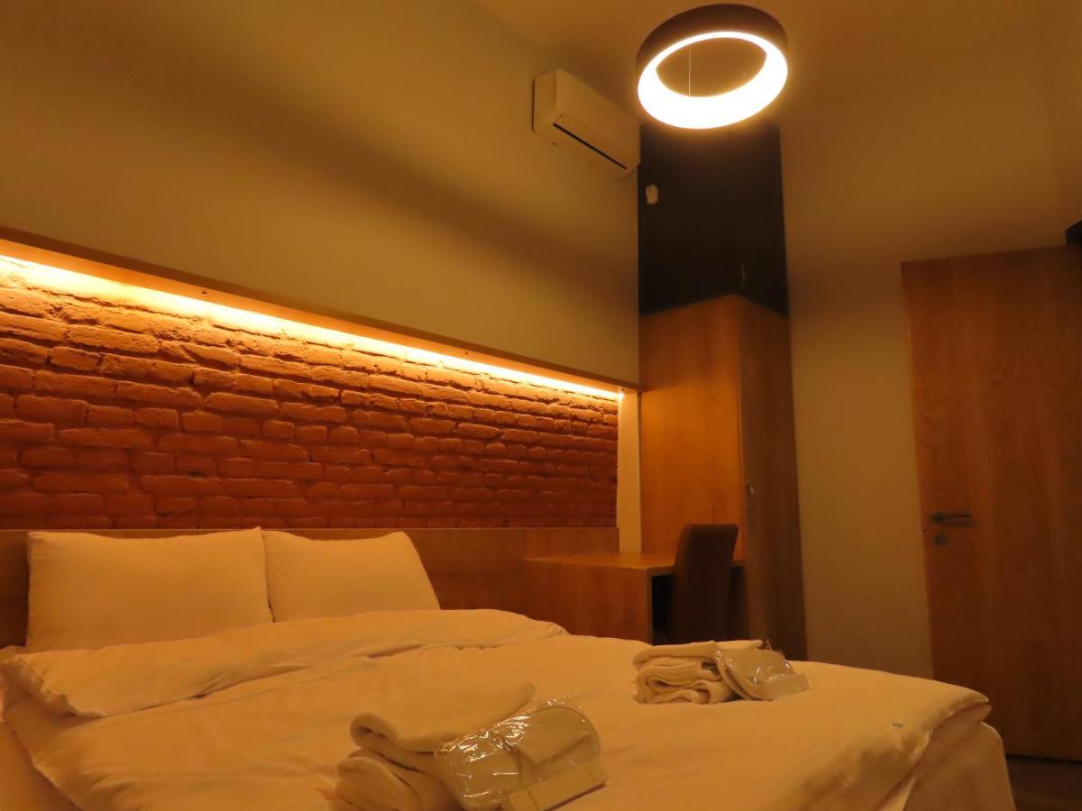 2Br Loft Apartment Near Liberty Square تبليسي المظهر الخارجي الصورة